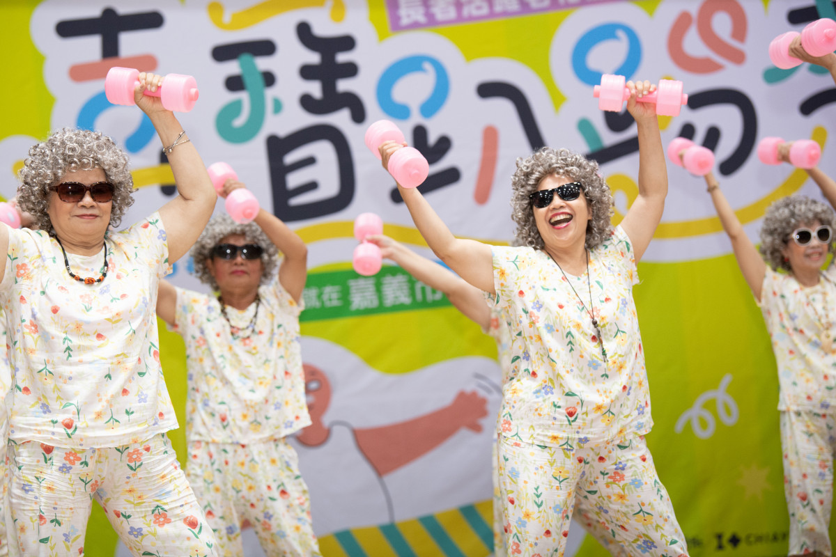 嘉義市自今年10月1日起，65歲以上長者將獲全民健康保險保險費補助／嘉義市府提供