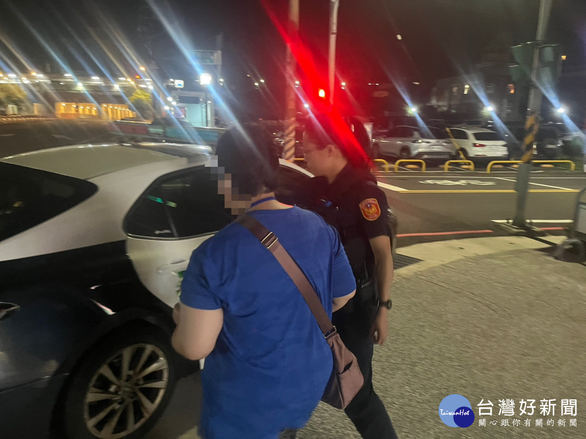 警方將陳女安全送返養護之家,順利完成安置。