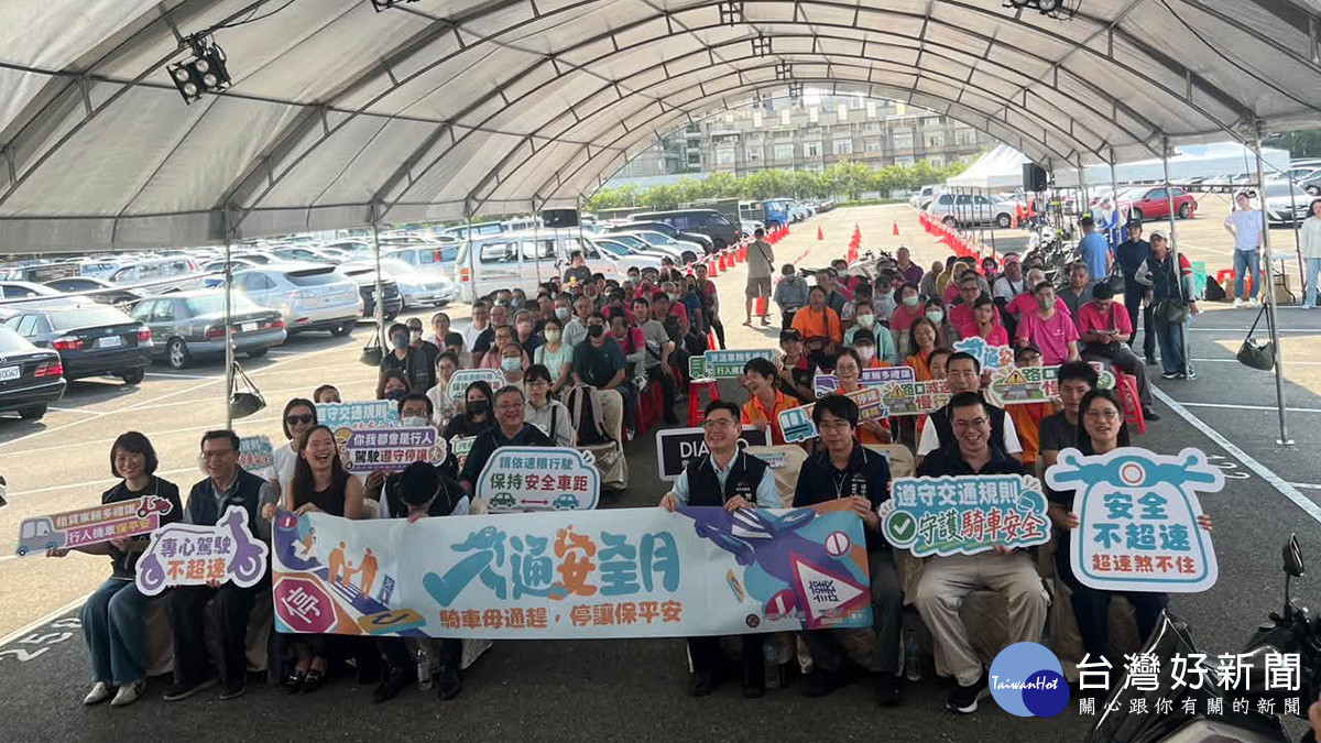 外送趕單別搶快！台中推安全駕駛體驗　大型車實境解析內輪差與死角