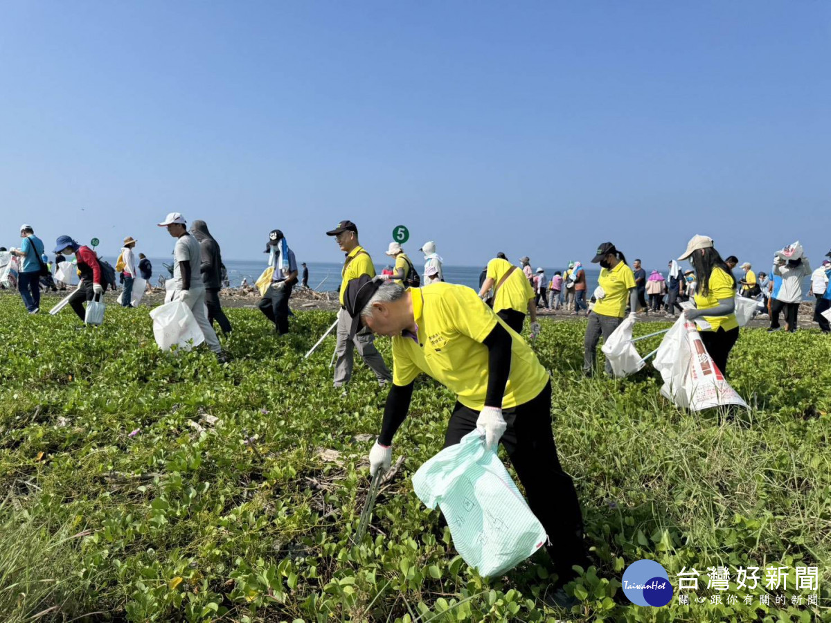 響應國際淨灘日　屏東500人公私協力守護海岸