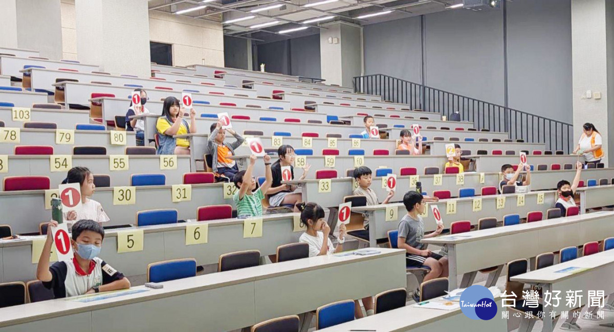 桃園市環境知識競賽代表隊出爐，11月進軍全國總決賽。<br />
<br />
