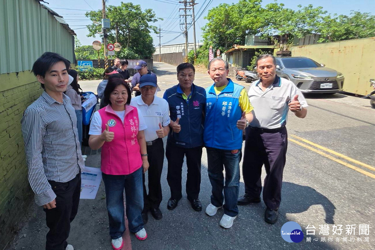 桃園市議員呂林小鳳關心福德一路177巷拓寬進度。