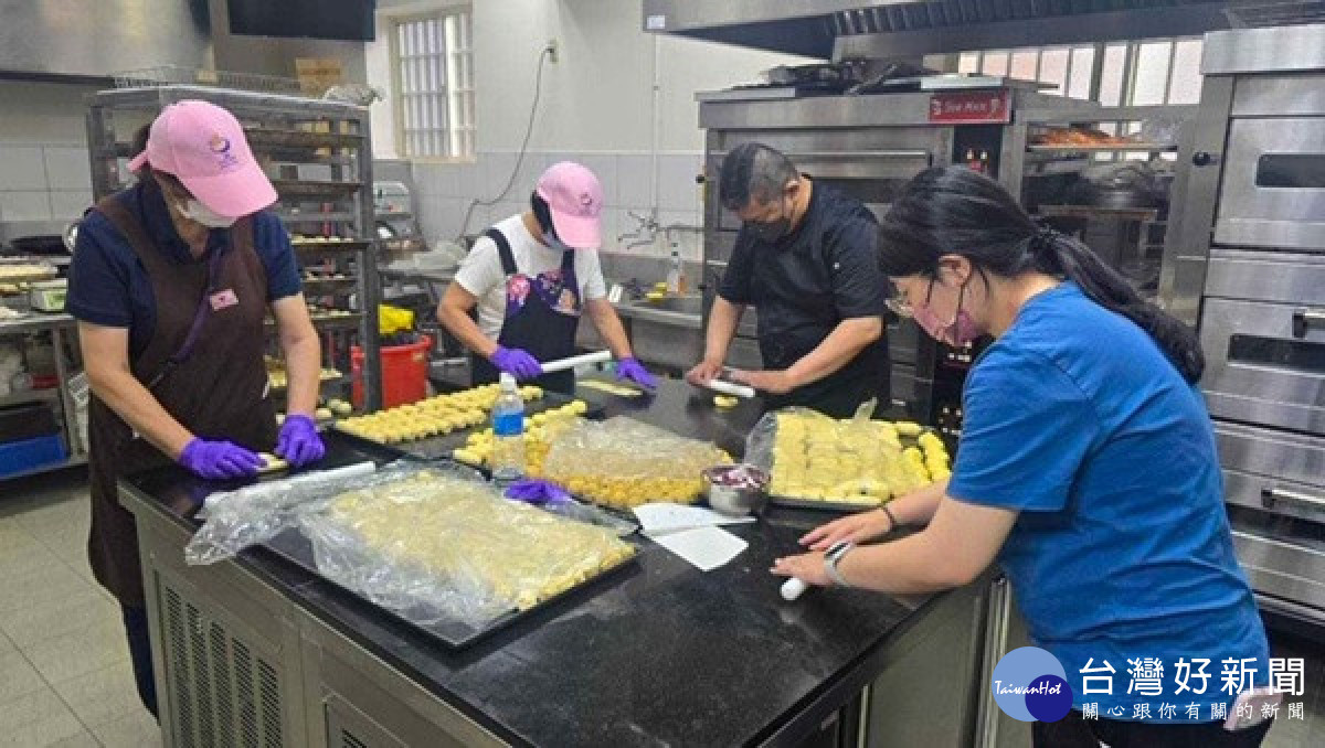 朝陽科大USR結合食農教育　攜手新社農會打造中秋幸福味