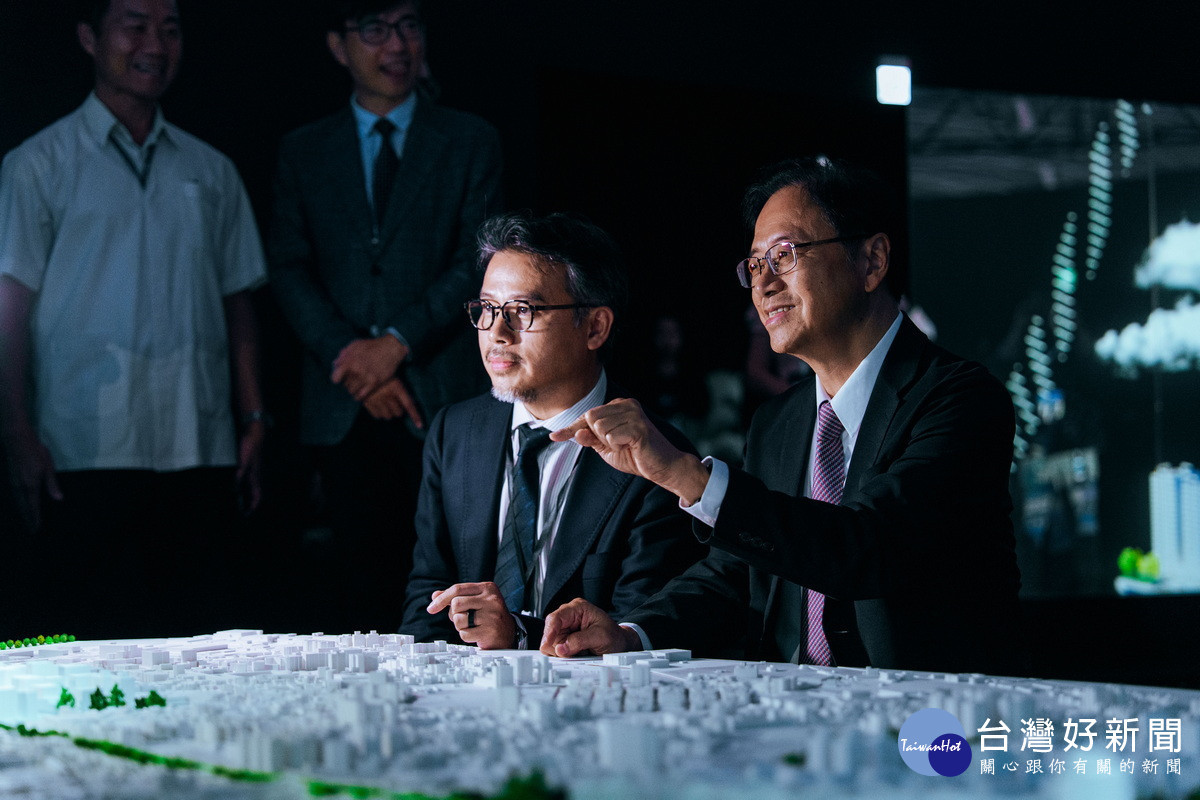 桃園縮小了成為最大亮點　都發局打造1：1600「黃金軸線城市模型」超吸睛