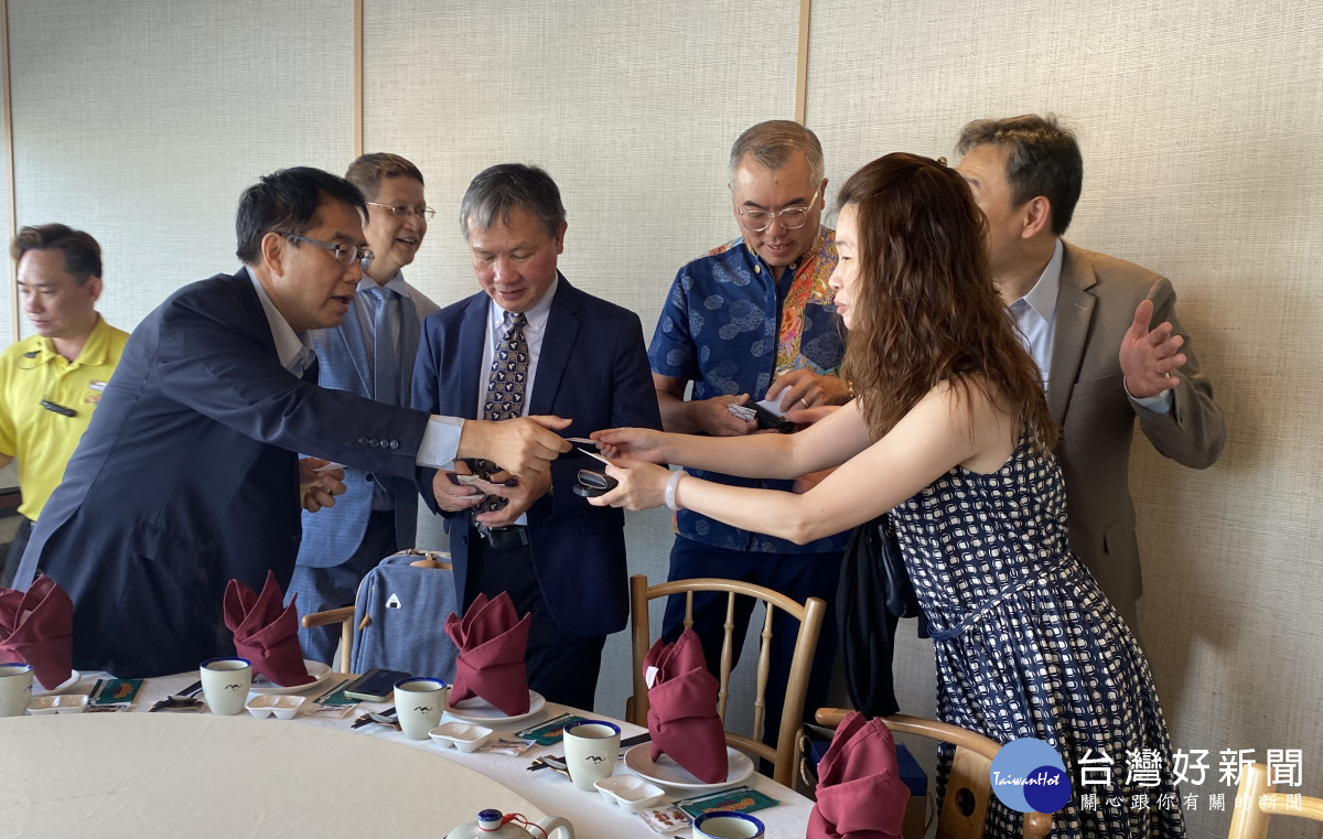 黃偉哲赴新加坡拓銷農產　舉辦「臺南—新加坡觀光及招商交流會」