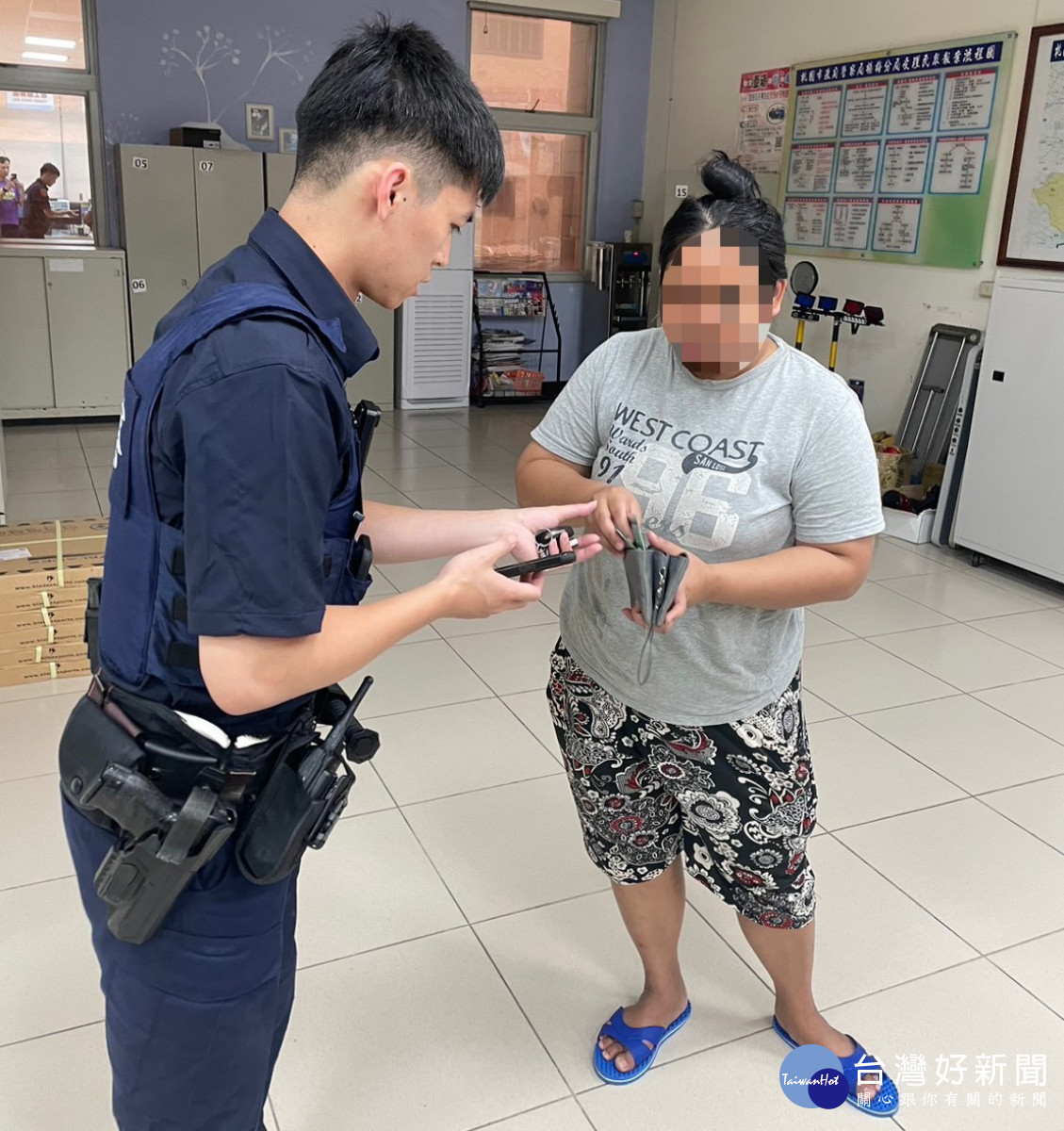 移工返家皮包不慎遺失　新屋警30分鐘協助尋回