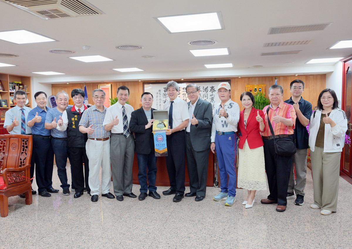 桃園市新聞記者公會拜會桃園市議會 邱奕勝議長熱情接待共勉未來