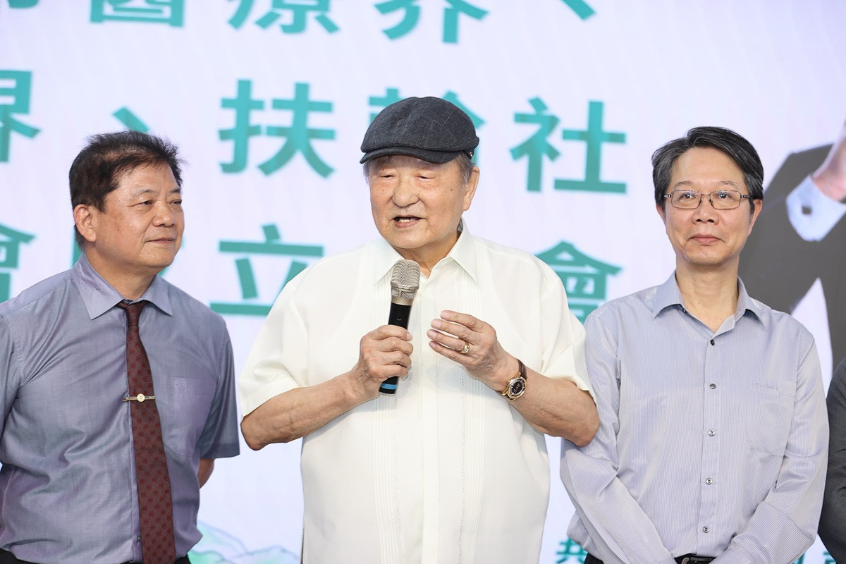 黃柏瑜成立4大後援會拚聲勢　88歲醫界大老率名醫群相挺
