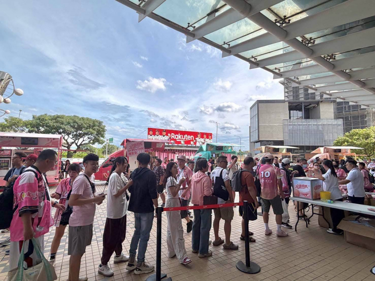 桃園市政府農業局攜手樂天桃猿,把桃園農產帶進球場,將於10月3日在樂天桃園棒球場登場。