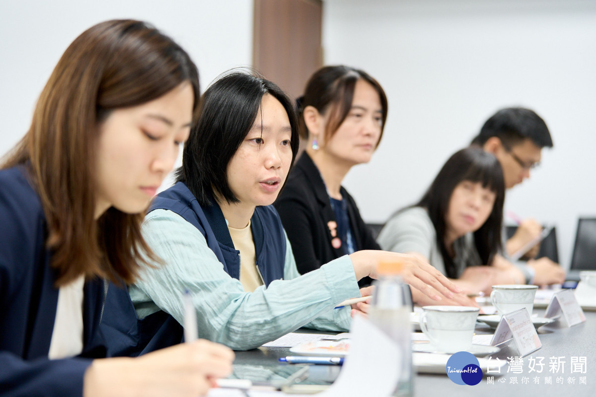 農業局農務科謝于婷技正表示,農業局扮演媒合和規劃溝通的重要角色,確保食材來源。