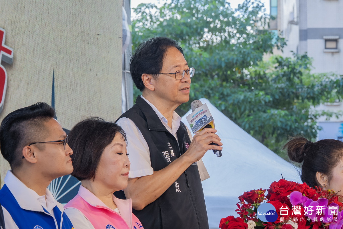 桃園市長張善政致詞。<br />
