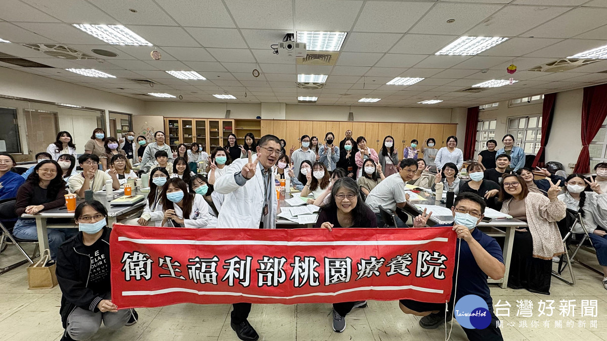 桃療ICF實戰課夯到秒殺　全台醫事人員跨縣市取經