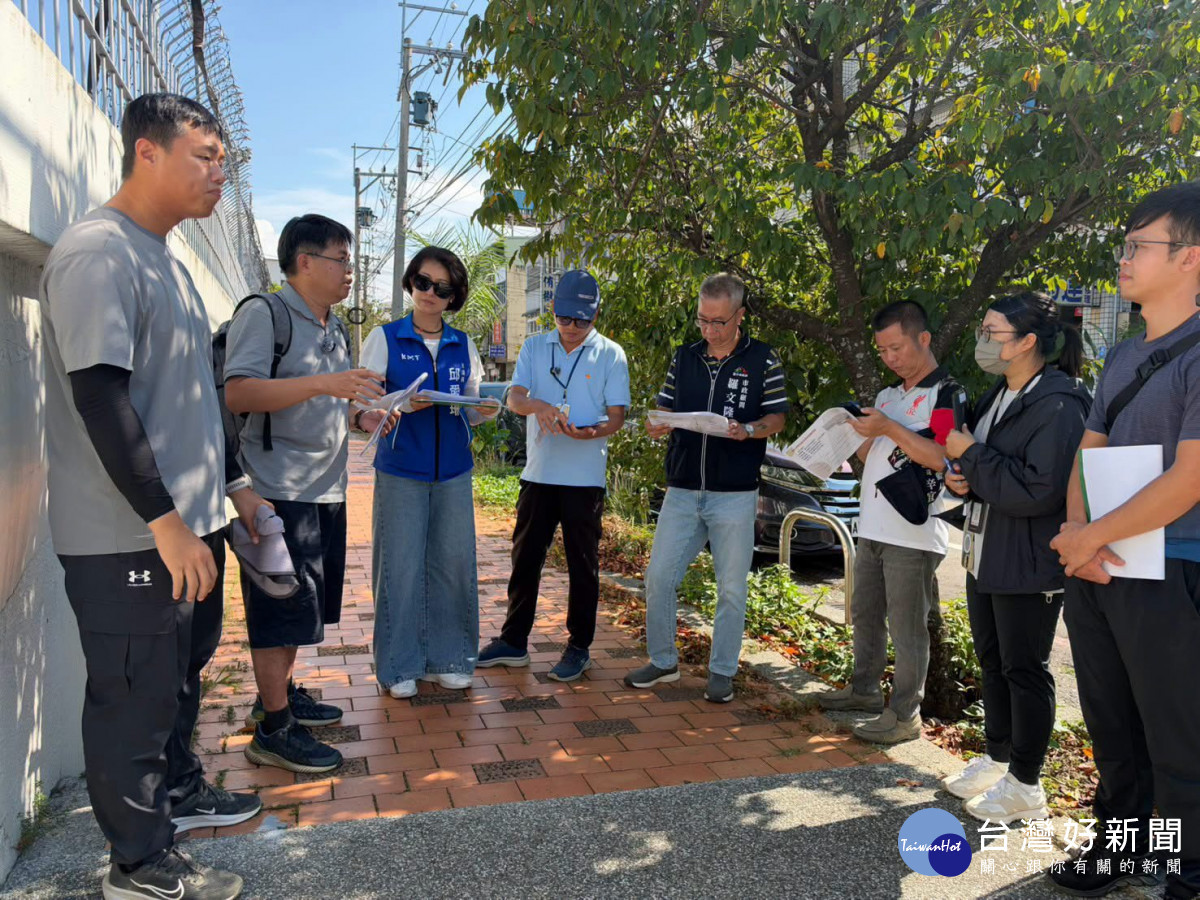 臺中市議員邱愛珊爭取5000萬元整建豐原體育場。