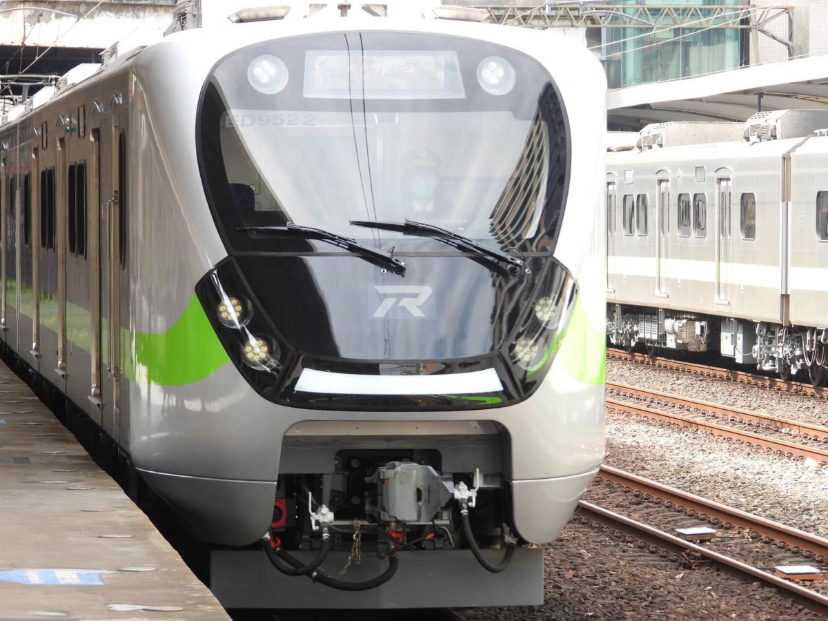 疏運國慶連假人潮　台鐵再加開3班台北—台中間區間快車