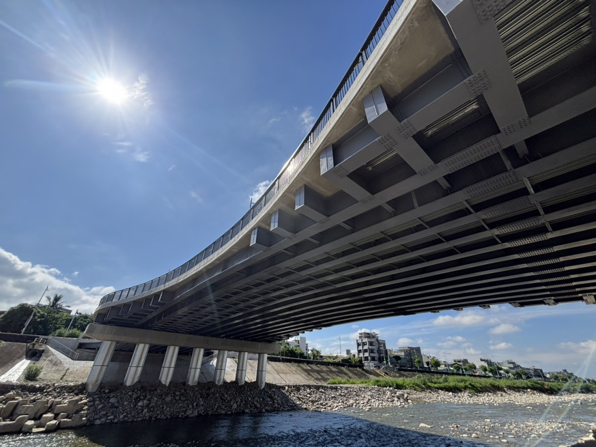 坪林新橋新建工程獲重大工程特優