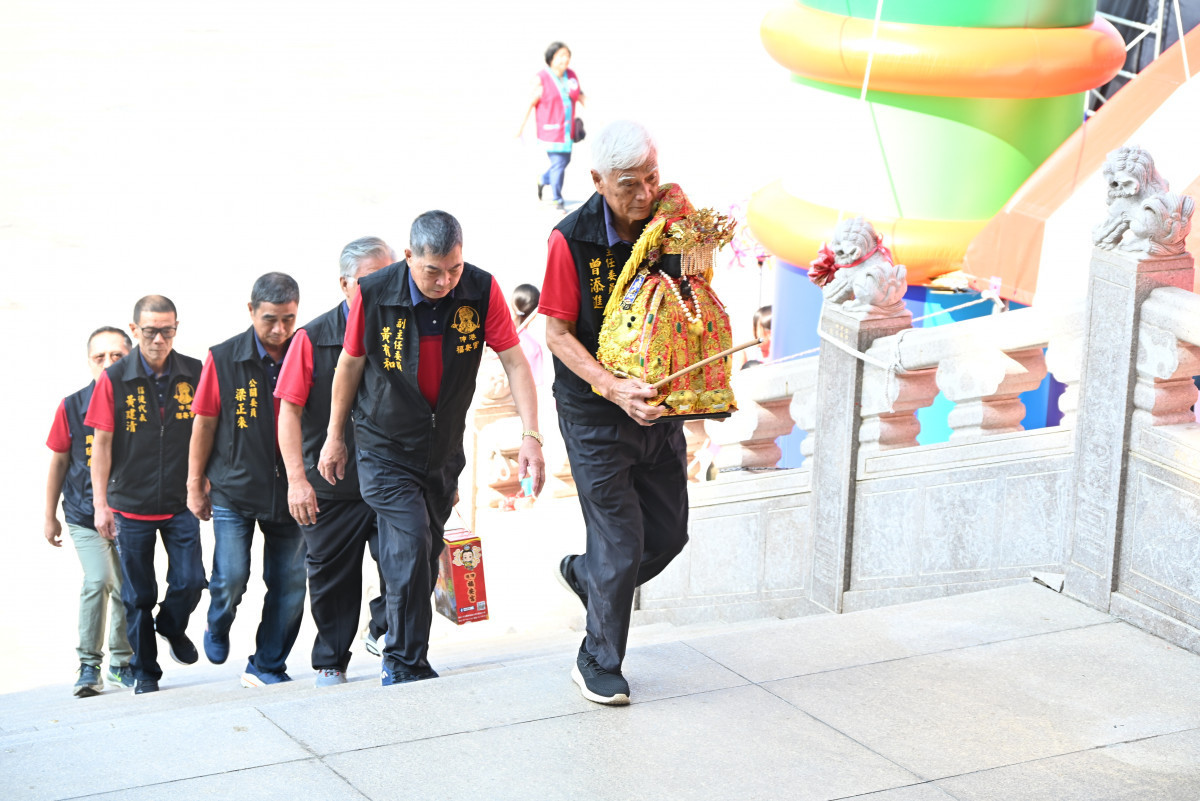 13尊媽祖齊聚芳苑,祈福文化節登場 。圖/彰化縣政府提供