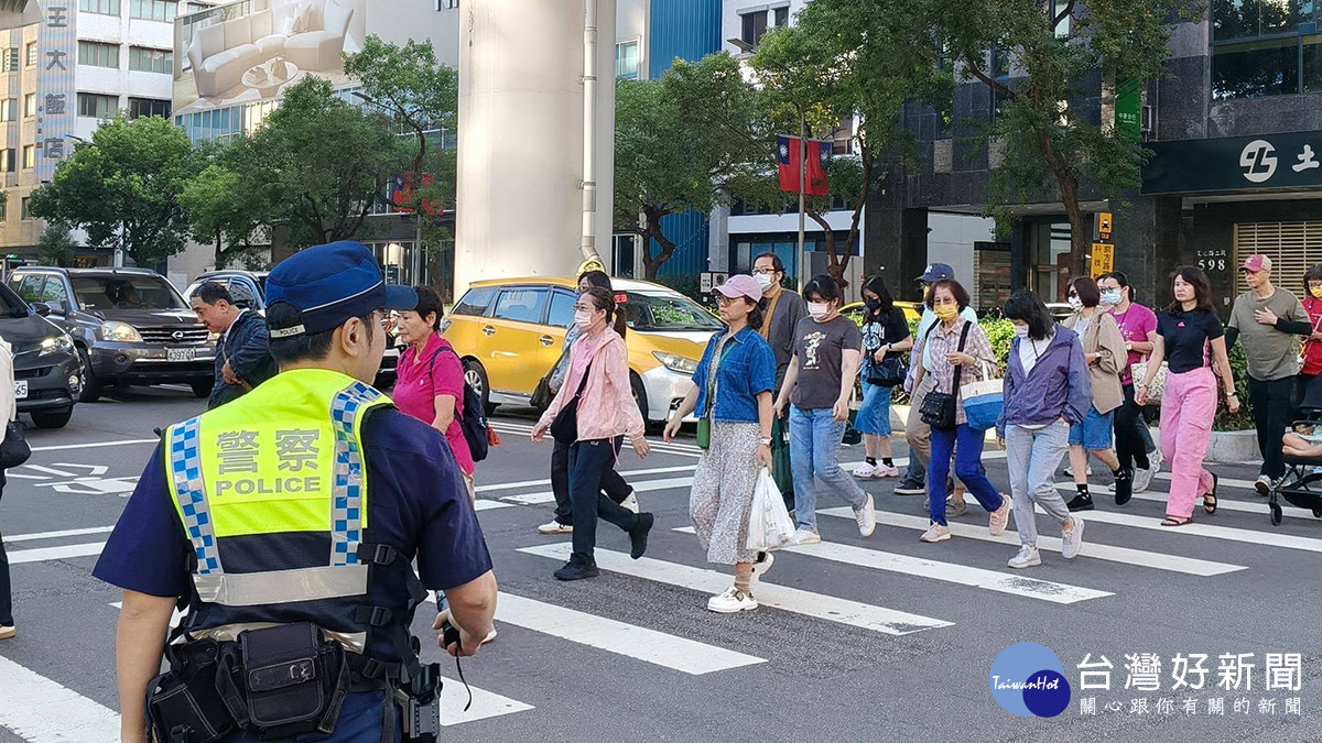 台中國慶升旗典禮　警六分局加強交通疏導、維護現場安全
