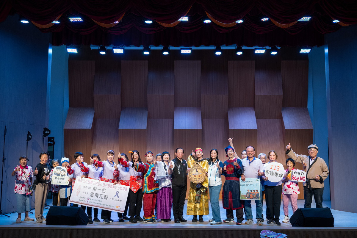 桃園防暴戲劇競賽登場　龍潭三林社區改編《戲鳳》奪冠