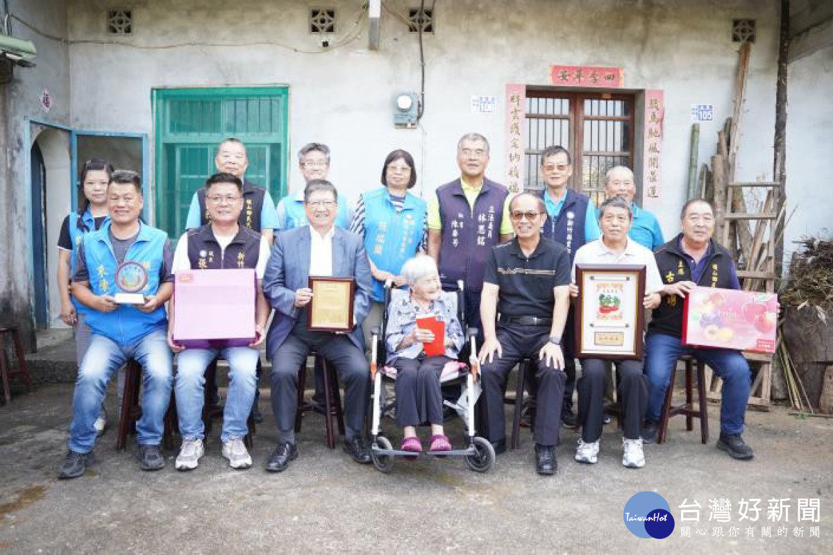 九九重陽敬老　楊文科親訪6位滿百人瑞