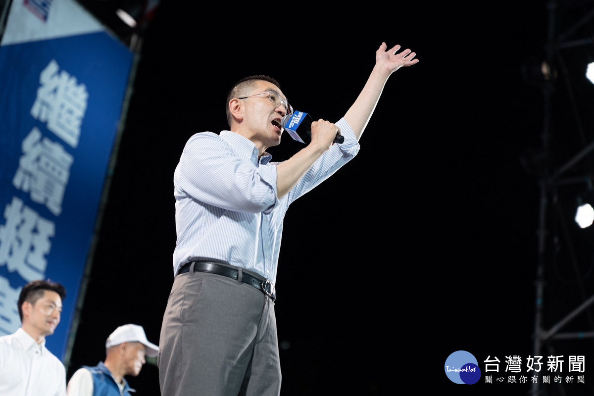 基隆市長謝國樑極力稱讚張善政是最佳市長人選,桃園市民全力支持。
