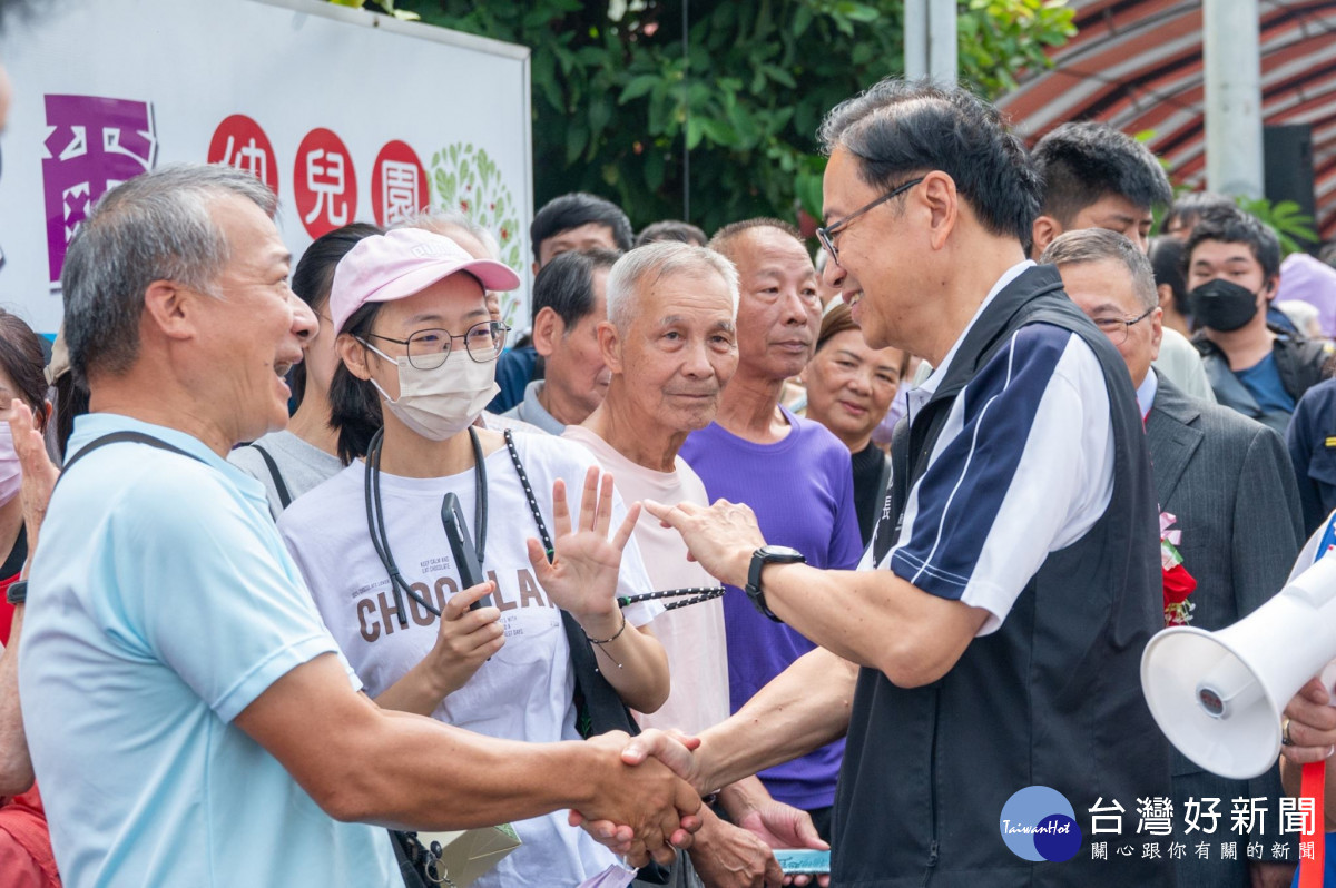 張市長肯定宗族傳承、公益回饋地方。