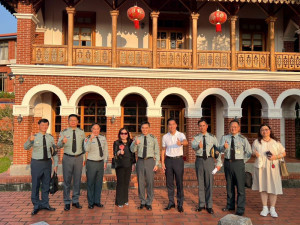 陸軍司令呂坤修10/20到明台高中，進行國軍人才招募宣講。(圖/明台高中)