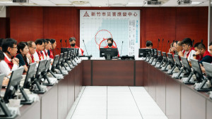 市長高虹安主持防災應變會議。