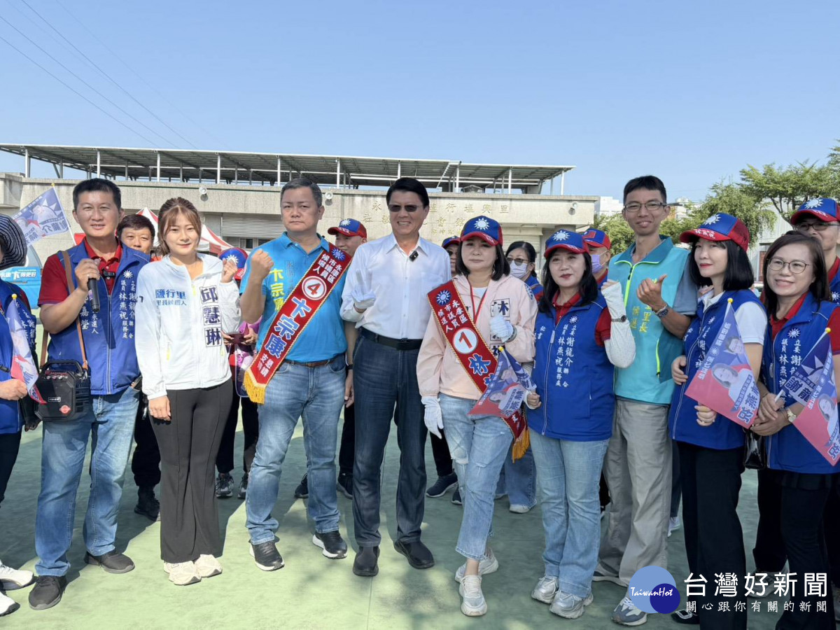 謝龍介抽中2號　高喊「台南選2號，幸福加倍好」　