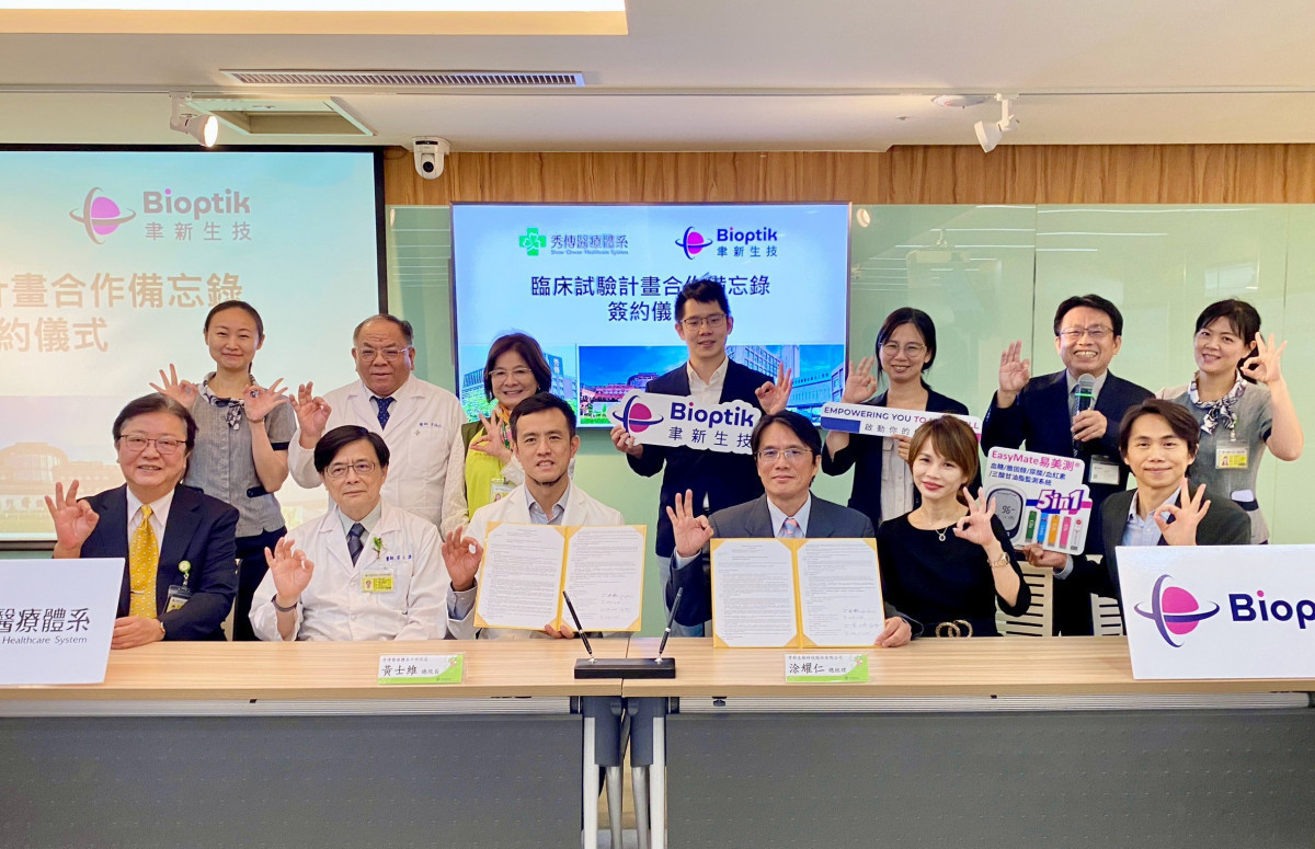 血糖、膽固醇、尿酸在家測!秀傳聯手聿新生技把關醫材準確度。圖/記者鄧富珍攝