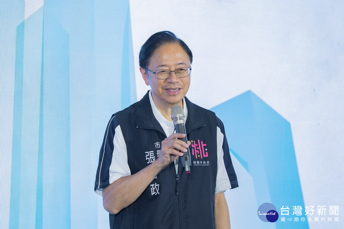 桃園市長張善政於「115年度優良公寓大廈評選頒獎典禮」中致詞。<br />