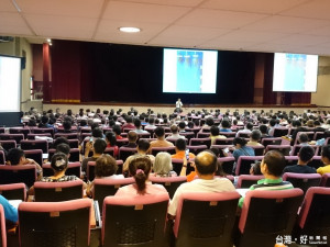 市府開土壤改良研習課程頗獲農友好評。