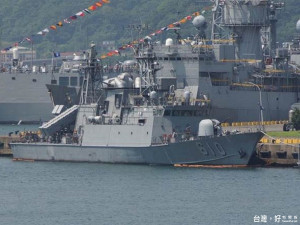 金江艦誤射雄三飛彈（圖／翻攝自蔡正元臉書專頁）