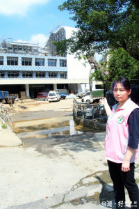 賴佳微議員關心中正運動中心進度