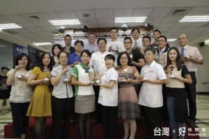 局長朱松偉表示，流程智慧化可以讓企業營運節省許多的時間、人力以及金錢，節省下的成本也能創造更大的價值。