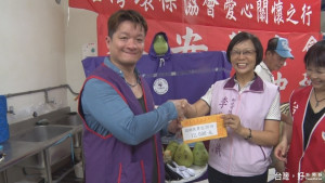 台灣環保協會煮麵送愛　購就業包助寒士