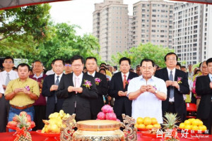 桃園區小檜溪暨埔子自辦市地重劃工程開工， 鄭市長：讓青溪特區成為桃園都市發展的新亮點。 