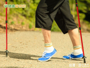 憂鬱不愛動　易成軟腳蝦