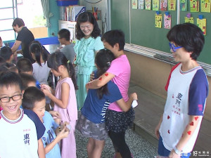 學生肉麻貼心話 東門師感動在心中