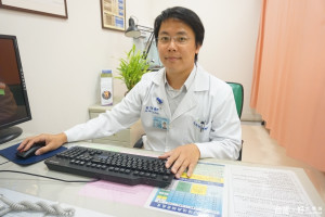 張家榮醫師表示，接種疫苗是預防流感最有效的方法，每年定期接種，以獲得適當的保護力。