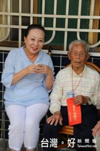 全台最「年長」的鄰長 103歲仍熱心服務