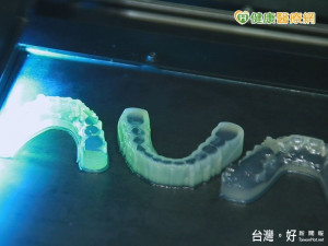 顎面骨異常　3D數位醫療解救她