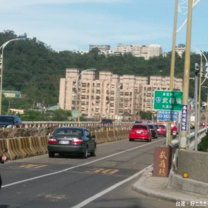 
圖:台三線及台四線共線的武嶺橋將進行夜間施工，公路局復興工務段呼籲車輛行經注意，並改行替代道路行駛。(記者陳寶印／攝)