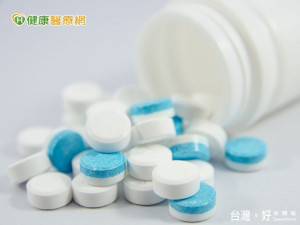 非類固醇止痛藥使用廣　過量恐傷肝腎要小心