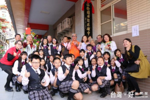 福松園日間照顧中心揭牌

