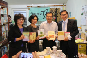 用詩療癒生命 作家顧德莎分享寫作心路歷程