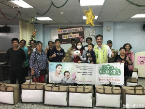 經營羽絨公司有成　老闆捐助弱勢羽絨被溫暖過寒冬