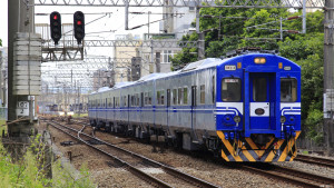 台鐵表示，昨（27）日除夕共開出1032班次列車，共疏運旅客506342人次，安然度過農曆春節第1天的疏運任務。（圖／Wikipedia）