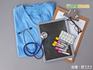 他只是小感冒　竟然檢查出一堆病