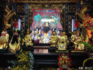 最古老土地公像板橋埤墘福德宮，已有300年的歷史。（圖／記者黃村杉攝）