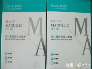 男子偷的面膜。林重鎣攝